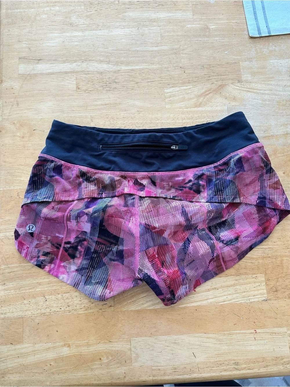 Lululemon shorts size 2